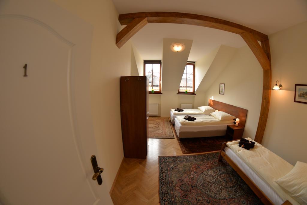 Royal Route 29 Comfort Rooms Krakow Phòng bức ảnh