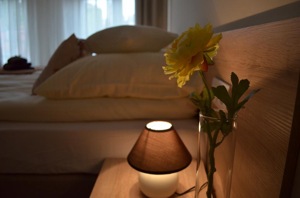 Royal Route 29 Comfort Rooms Krakow Ngoại thất bức ảnh