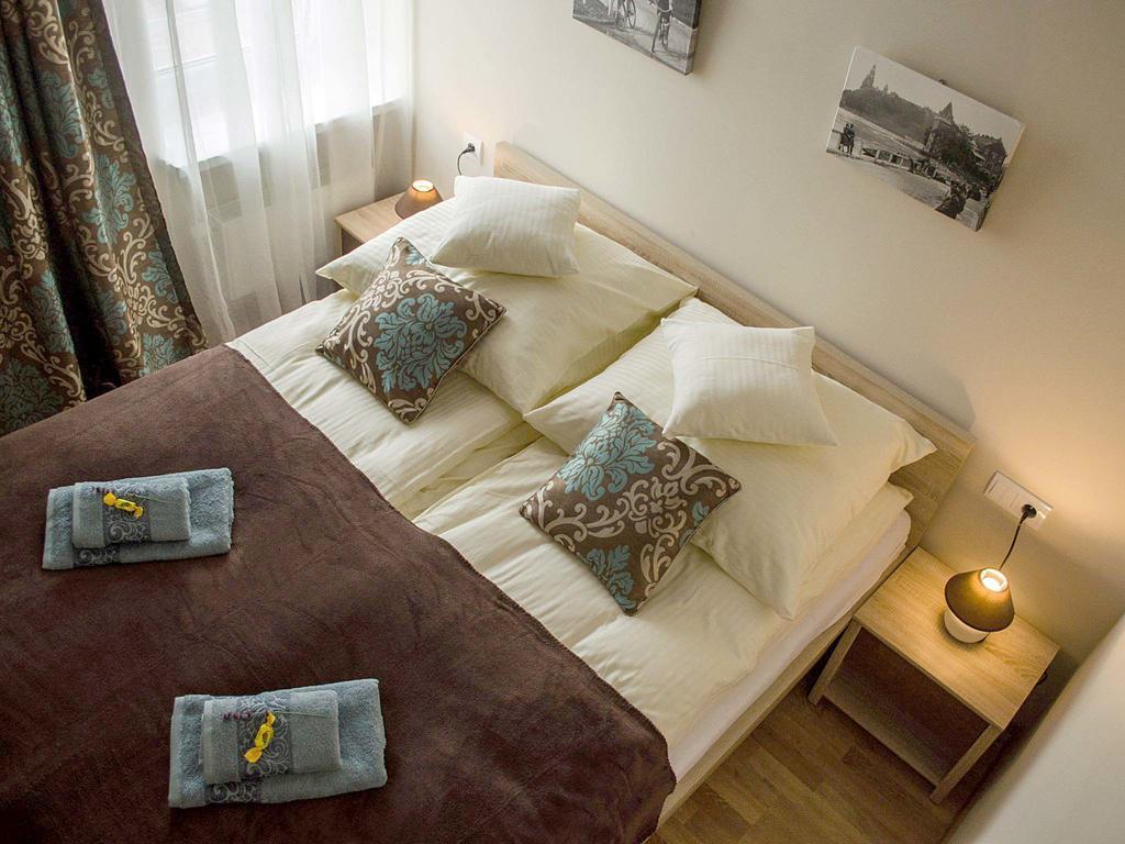 Royal Route 29 Comfort Rooms Krakow Ngoại thất bức ảnh