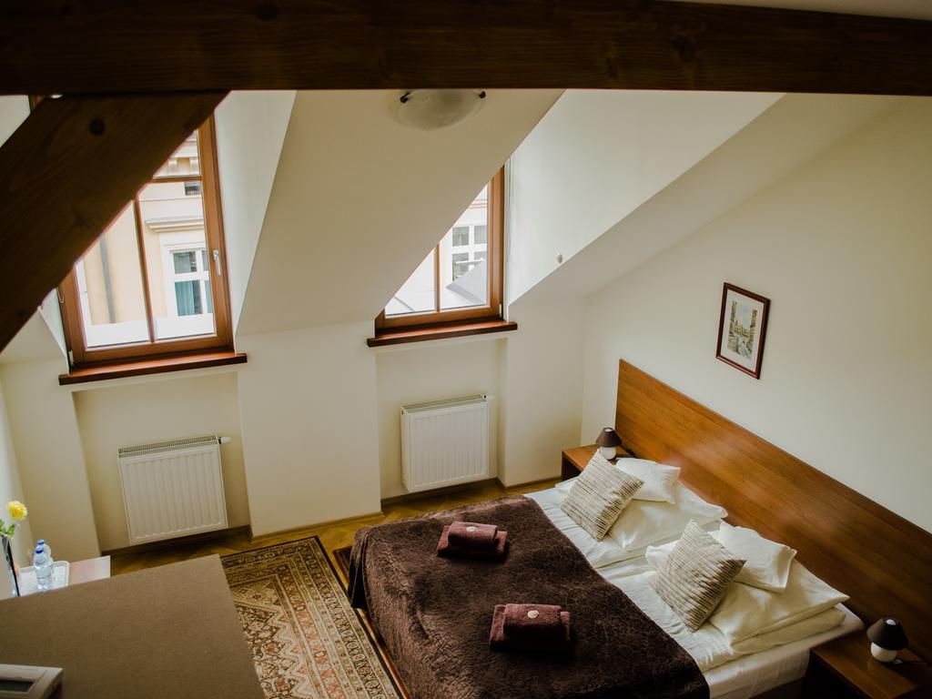 Royal Route 29 Comfort Rooms Krakow Ngoại thất bức ảnh