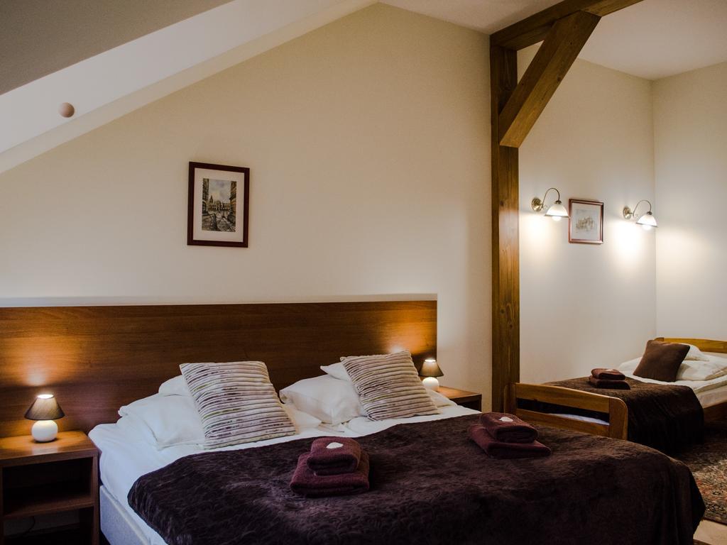 Royal Route 29 Comfort Rooms Krakow Ngoại thất bức ảnh