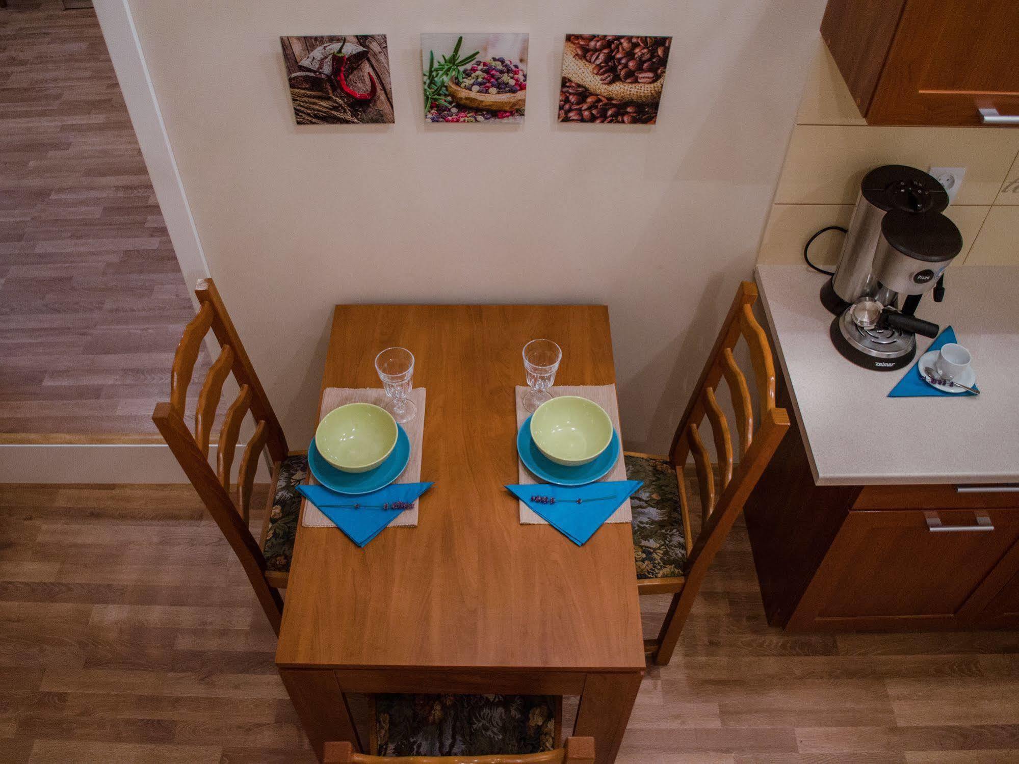 Royal Route 29 Comfort Rooms Krakow Ngoại thất bức ảnh