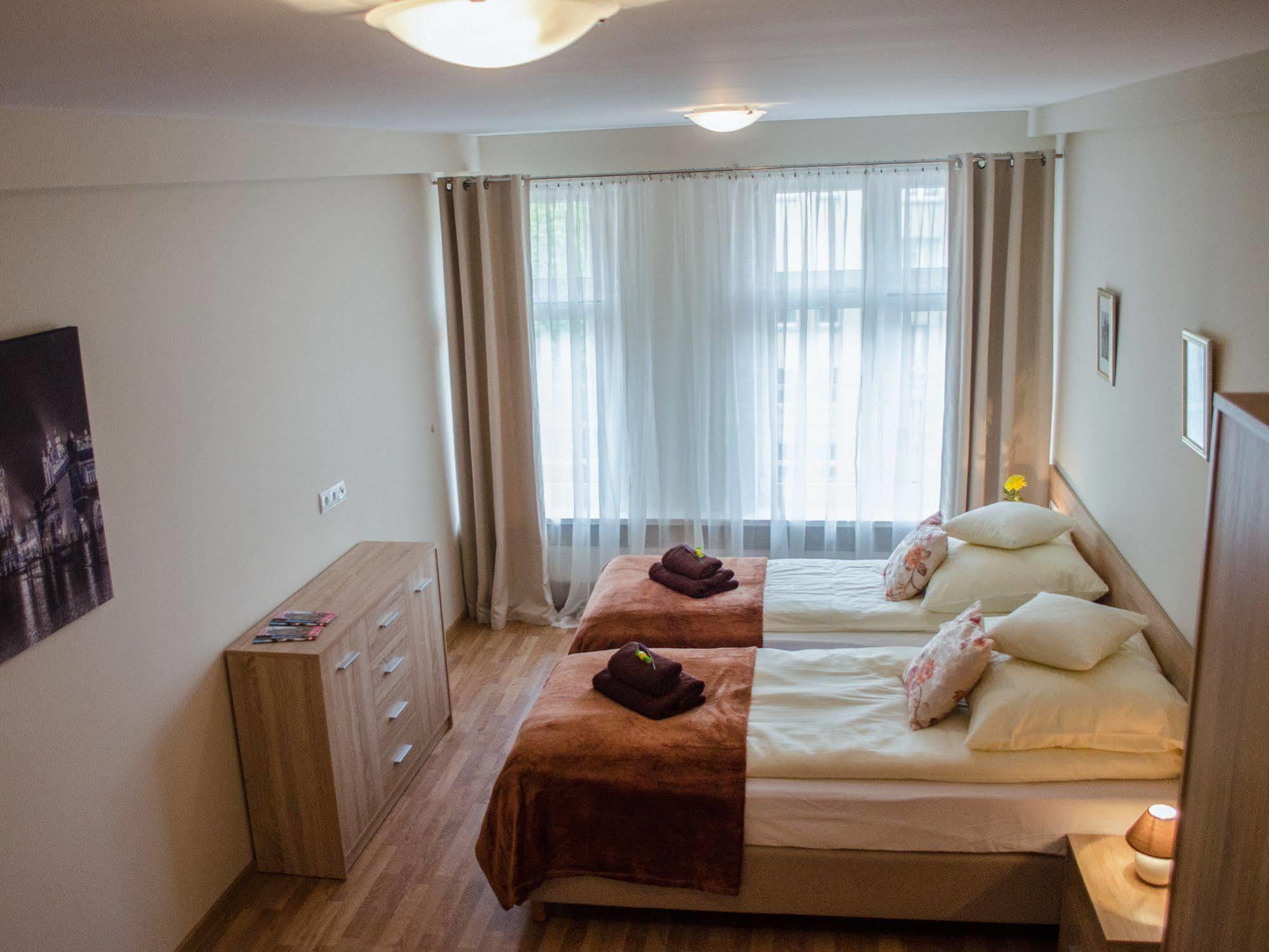 Royal Route 29 Comfort Rooms Krakow Ngoại thất bức ảnh